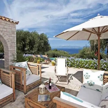 Beautiful 3-bed With Pool And Amazing Views * Agios Stefanos (Thinali)
