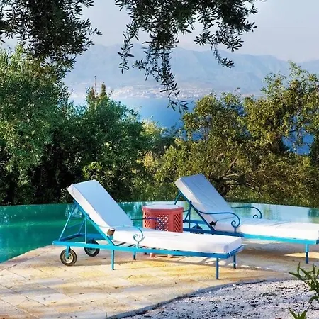 Beautiful 3-bed With Pool And Amazing Views *