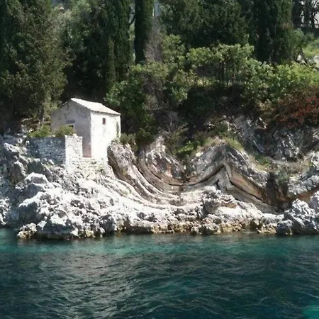 Villa Beautiful 3-bed With Pool And Amazing Views