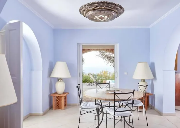Beautiful 3-bed With Pool And Amazing Views Villa